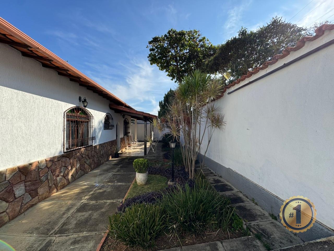 CARDOSO – EXCELENTE CASA 3 QUARTOS, SUITE — foto 2